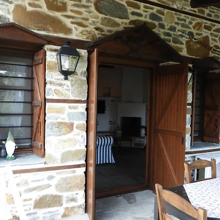 Olivia Traditional Stone House * Nikiti (Sithonia)