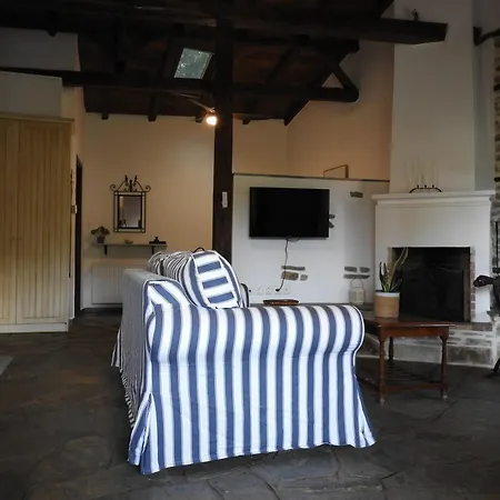Apartamento Olivia Traditional Stone House