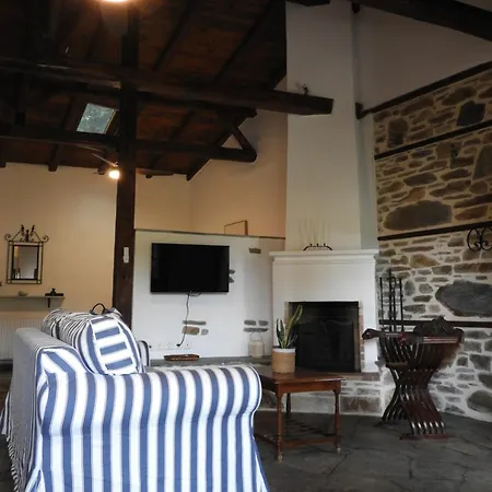 Olivia Traditional Stone House Apartamento